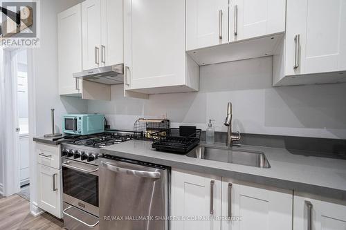 STUDIO - 208 DOVERCOURT ROAD , Toronto, Ontario M6J 3C8 5
