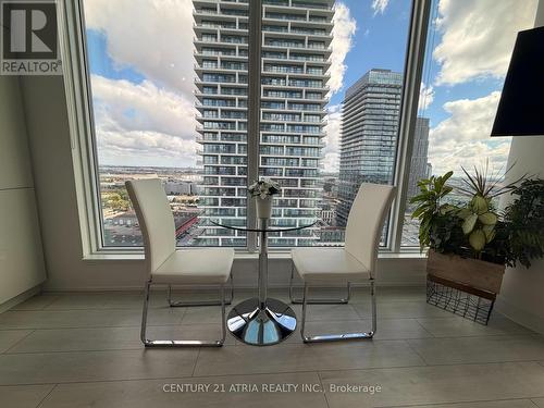 2303 - 898 PORTAGE PARKWAY , Vaughan, Ontario L4K 0J6 5
