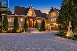 147 LAKESHORE ROAD E  Blue Mountains, ON L9Y 0M9