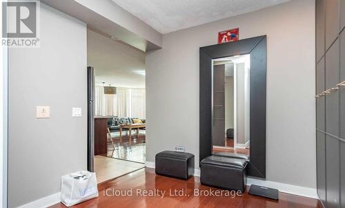 505 - 373 FRONT STREET W , Toronto, Ontario M5V 3R7 2