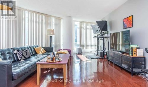 505 - 373 FRONT STREET W , Toronto, Ontario M5V 3R7 4