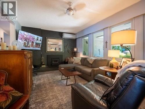 9081 Stager Road, Powell River, BC 