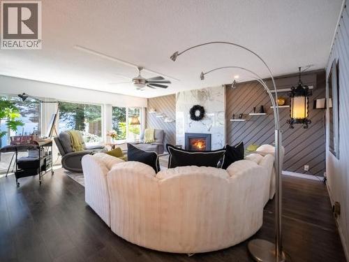 9081 Stager Road, Powell River, BC 