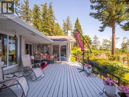 9081 Stager Road, Powell River, BC 