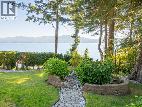 9081 Stager Road, Powell River, BC 