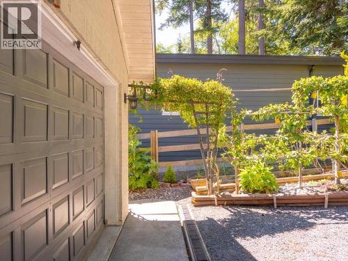 9081 Stager Road, Powell River, BC 