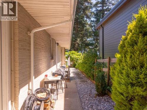 9081 Stager Road, Powell River, BC 