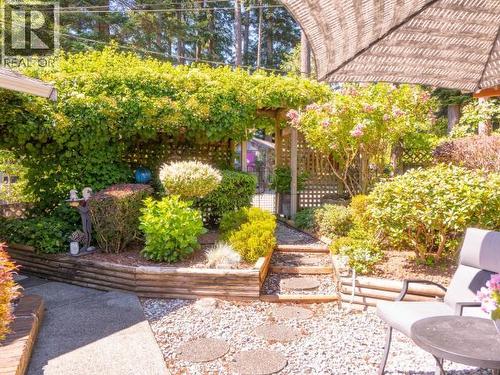 9081 Stager Road, Powell River, BC 