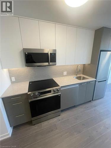 30 FRANCIS Street S Unit# 207 , Kitchener, Ontario N2G 2A1 3
