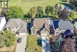 196 BLUEBELL Crescent  Ancaster, ON L9K 1B9