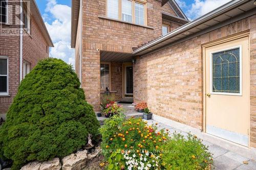 60 WHITEFAULDS ROAD , Vaughan, Ontario L6A 2K4 2