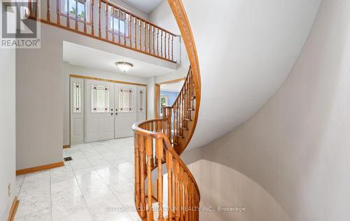 1896 Stoneybrook Court, Mississauga, ON 