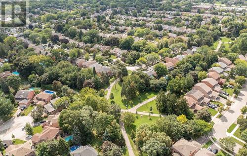 1896 Stoneybrook Court, Mississauga, ON 