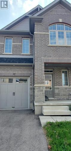 57 GLEASON CRESCENT , Kitchener, Ontario N2M 0B7 2