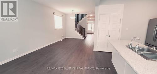 57 GLEASON CRESCENT , Kitchener, Ontario N2M 0B7 5