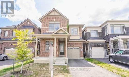 4 DIVERS ROAD , Brampton, Ontario L7A 5C8