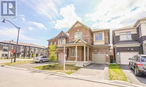 4 DIVERS ROAD , Brampton, Ontario L7A 5C8 2