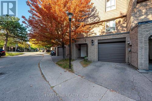 50 - 405 HYACINTHE BOULEVARD , Mississauga, Ontario L5A 3N1 3