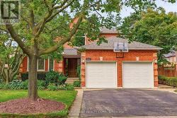 2747 TEAK CRESCENT  Oakville, ON L6J 7M7