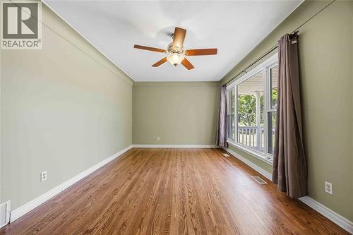 993 HIGHWAY DRIVE Unit# UPPER , Sarnia, Ontario N7S 1X4 3