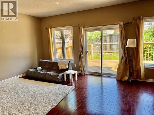 596 VIOLET Street , Waterloo, Ontario N2V 2V6 3