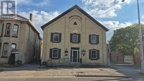 1U - 35 WELLINGTON STREET , Brantford, Ontario N3P 1S8