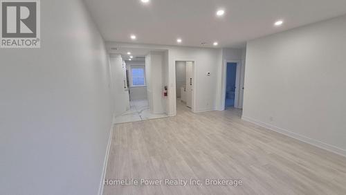 1U - 35 WELLINGTON STREET , Brantford, Ontario N3P 1S8 2