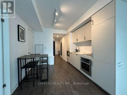 2616 - 88 QUEEN STREET E , Toronto, Ontario M5C 0B6 5