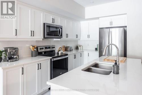 313 - 230 NORTH CENTRE ROAD , London North (North B), Ontario N5X 0P9 5