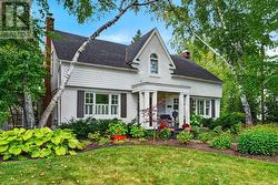 1417 HALIFAX PLACE  Burlington, ON L7S 1J7