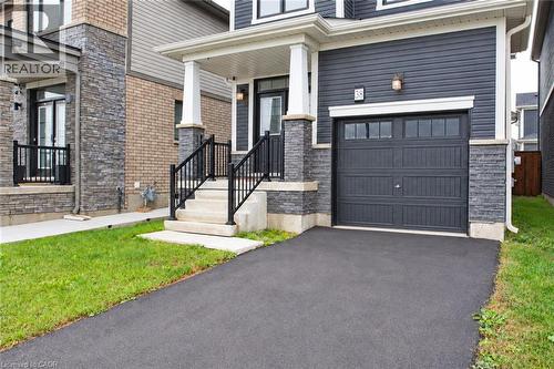 38 LILAC Circle , Caledonia, Ontario N3W 0H6 5