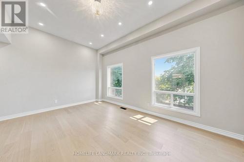 63 - 1131 SANDHURST CIRCLE , Toronto, Ontario M1V 1V5 5