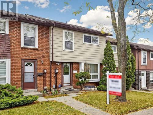 12 JACQUES LANE  Ajax, ON L1S 3L4