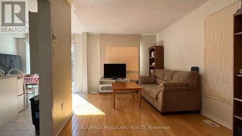 4 ATTILIO STREET , Markham, Ontario L3R 5H3 2