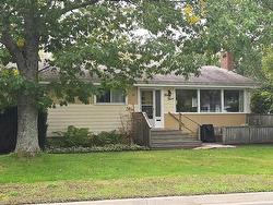 33 Anderson Street  Dartmouth, NS B2W 2T7