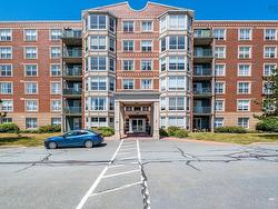 106 - 78 Regency Park Drive  Clayton Park, NS B3S 1T2