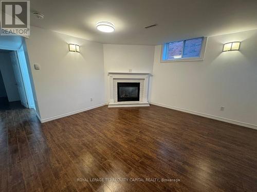 LOWER - 64 COPEMAN CRESCENT , Barrie, Ontario L4N 8B4 4