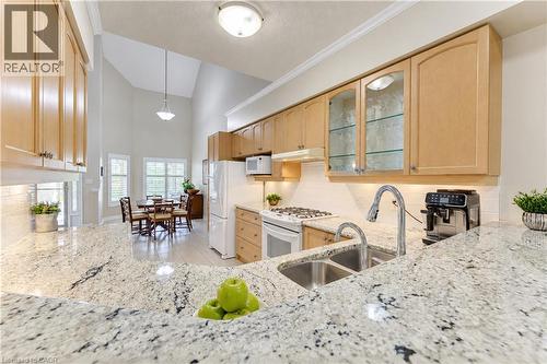 View back to Dining area - 222 Chestnut Hill Crescent, Kitchener, ON 