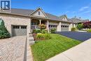 Lovely landscaping - 222 Chestnut Hill Crescent, Kitchener, ON 