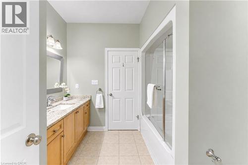 4 pc cheater ensuite bathroom - 222 Chestnut Hill Crescent, Kitchener, ON 