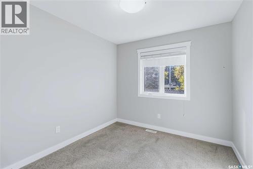 738 4Th Street E, Saskatoon, SK 