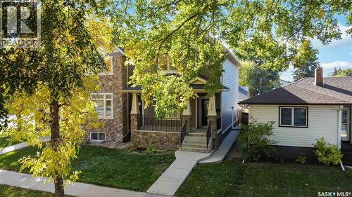 738 4Th Street E, Saskatoon, SK 