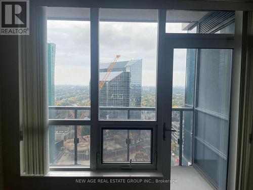 2419 - 5 SHEPPARD AVENUE E , Toronto, Ontario M2N 2Z8 4