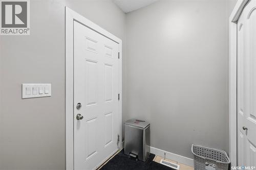 6 1703 Patrick Crescent, Saskatoon, SK 