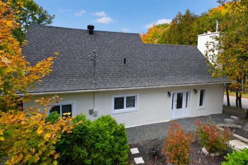 Back of Structure - 3755 Rue Rolland, Sainte-Adèle, QC 