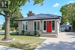 1 WOODFIELD Avenue  Townsend, ON N0A 1S0