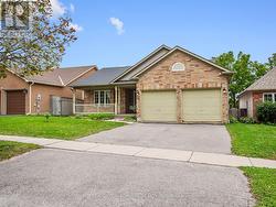 28 HARWOOD DRIVE Barrie, ON L4N 7B9