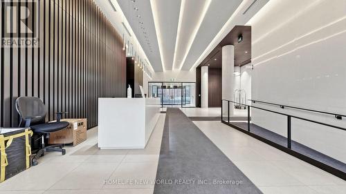 813 - 158 FRONT STREET E , Toronto, Ontario M5A 0K9 4