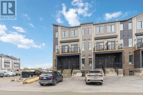 828 UTOPIE PRIVATE , Ottawa, Ontario K1W 0M5 3
