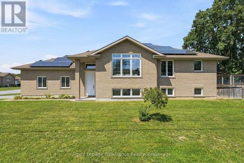63 FREEDOM CRESCENT  Quinte West (Sidney Ward), ON K8V 0C2